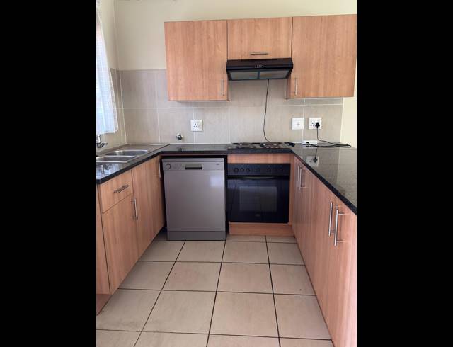 2 BEDROOM SECTIONAL TITLE FOR SALE IN EQUESTRIA